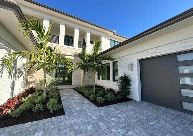 2nd image of 9180 Coral Isles Cir #Lot 21, Palm Beach Gardens, FL 33412 | MLS# R11083458