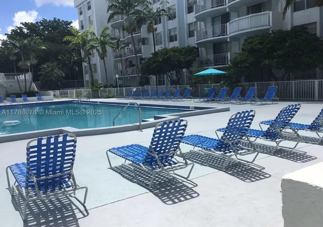2nd image of 494 Nw 165Th St Rd, Miami, FL 33169