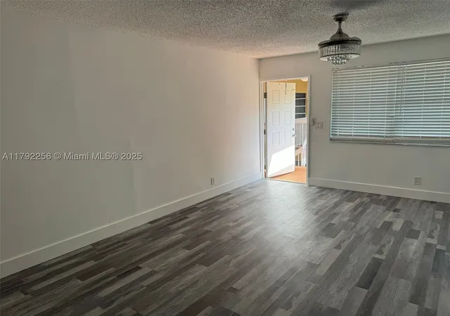 2nd image of 10068 Twin Lakes Dr #38-F, Coral Springs, FL 33071 | MLS# A11792256