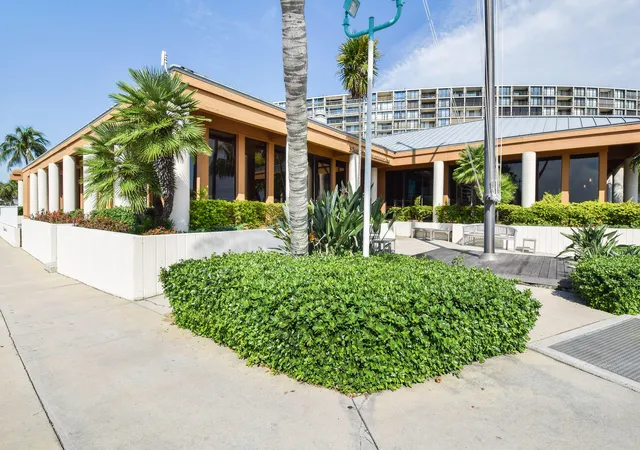 Homes for sale in North Palm Beach, FL | 108 Lakeshore Dr #140, North Palm Beach, FL 33408 | MLS# R11086536