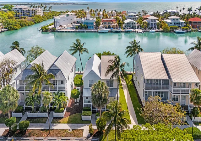 3rd image of 7051 Harbor Village Dr, Marathon, FL 33050 | MLS# R11086990