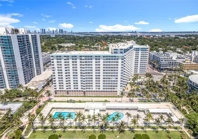 1st image of 2899 Collins Ave #1218, Miami Beach, FL 33140 | MLS# A11795985