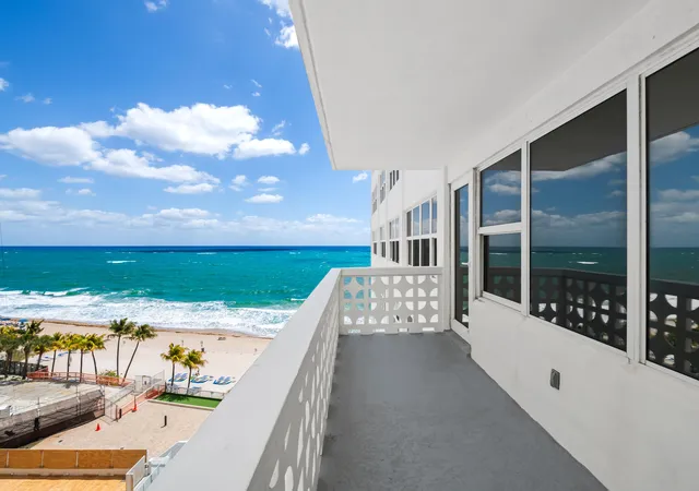 3rd image of 4010 Galt Ocean Dr #702, Fort Lauderdale, FL 33308 | MLS# F10502003