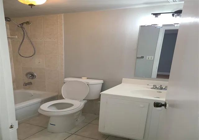 5th image of 3300 Spanish Moss Ter #202, Lauderhill, FL 33319 | MLS# F10503357