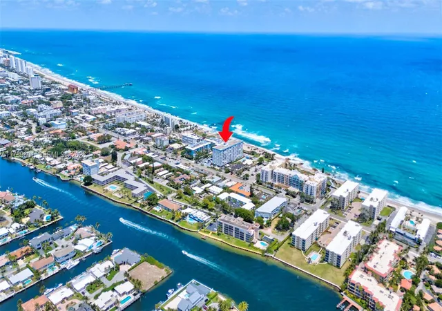 4th image of 800 Se 20Th Ave #303, Deerfield Beach, FL 33441 | MLS# A11789601