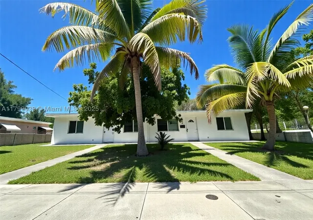Homes for sale in North Miami Beach, FL | 16204 Ne 18th Ct, North Miami Beach, FL 33162 | MLS# A11799039