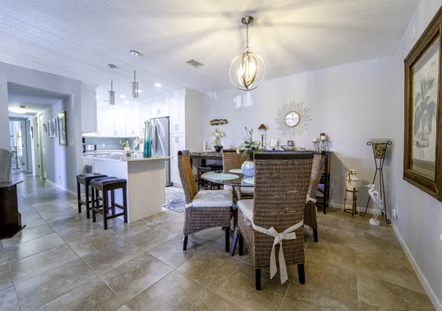 5th image of 2762 Sw Matheson Ave #111-a2, Palm City, FL 34990 | MLS# R11092207