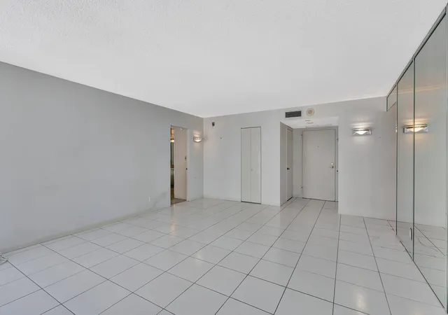 5th image of 1010 S Ocean Blvd #914, Pompano Beach, FL 33062 | MLS# R11092681