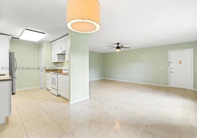 Photo 4 of Sale Pending at 20 Lake Vista Trl #107, Port Saint Lucie, FL 34952 | MLS# A11810205 | Listing updated on 2026-08-26