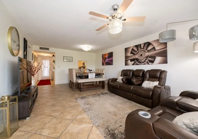 Homes for sale in Coral Springs, FL | 8821 Nw 38Th Dr, Coral Springs, FL 33065