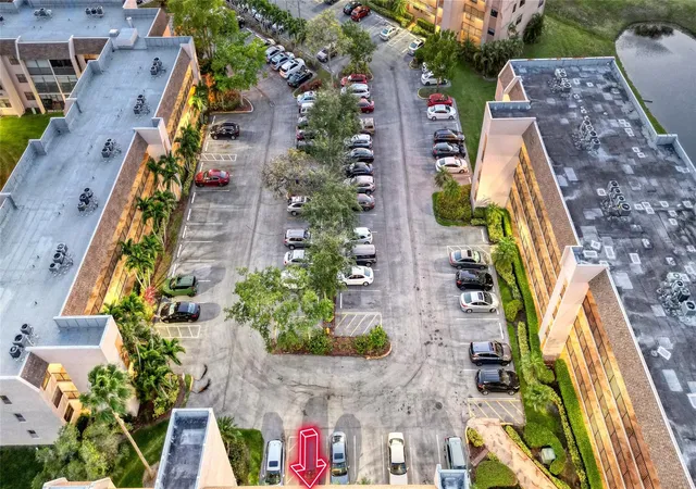 48th image of 10433 Sunrise Lakes Blvd #409, Sunrise, FL 33322 | MLS# F10505858