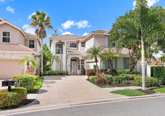2nd image of 8208 Heritage Club Dr, West Palm Beach, FL 33412 | MLS# R11094477