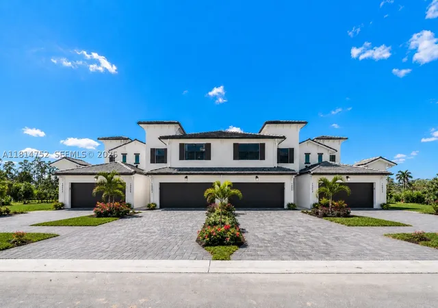 Homes for sale in Naples, FL | 6093 Barbara Circle, Naples, FL 34112 | MLS# A11814752
