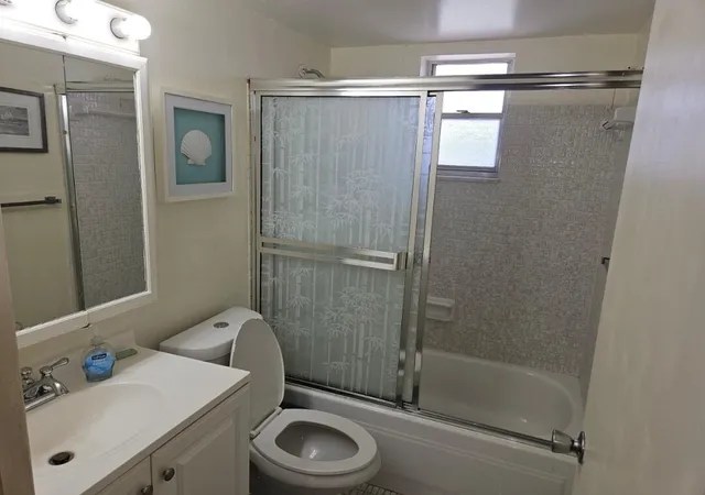 Homes for sale in Lake Worth, FL | 2581 N Garden 202 Dr N #202, Lake Worth, FL 33461 | MLS# R11096586