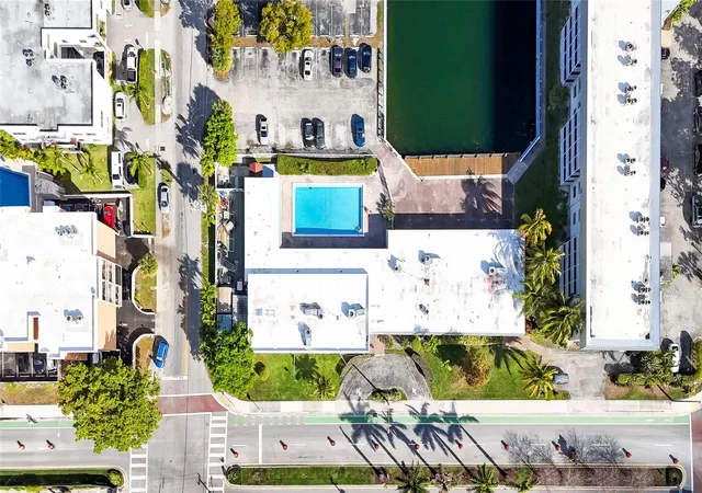 Homes for sale in North Miami Beach, FL | 3725 Ne 169th St #207, North Miami Beach, FL 33160 | MLS# F10507338
