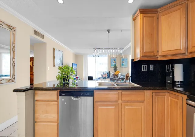 Homes for sale in North Miami Beach, FL | 3725 Ne 169Th St #207, North Miami Beach, FL 33160 | MLS# F10507338