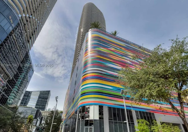 Homes for sale in Miami, FL | 801 Miami Ave #2201, Miami, FL 33130 | MLS# A11807947