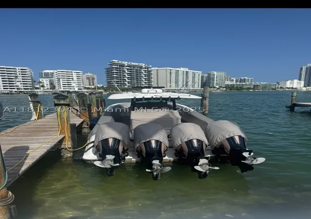Condo for sale at 900 Bay Dr #DS18, Miami Beach, FL 33141 | MLS# A11812364 | Listing updated on 2026-05-28