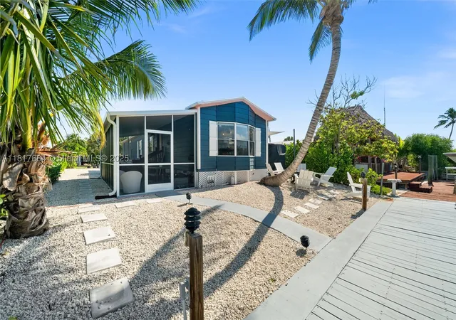 1st image of 648 E Palm Dr, Marco Island, FL 34140 | MLS# A11817684