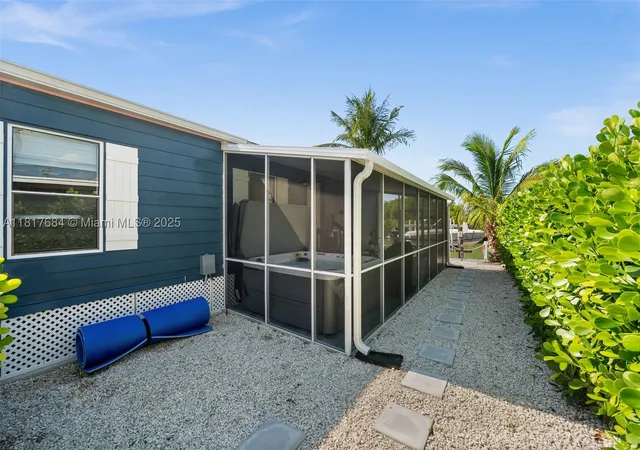 2nd image of 648 E Palm Dr, Marco Island, FL 34140 | MLS# A11817684
