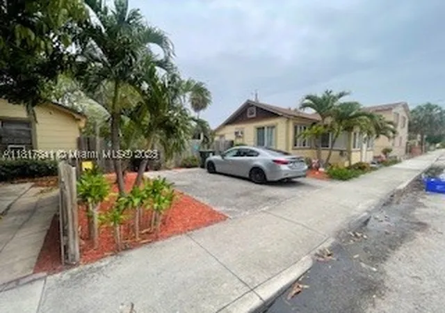 Photo 1 of Multi family home for sale at 1416 N 2nd Ave N, Lake Worth Beach, FL 33460 | MLS# A11817841 | Listing updated on 2026-10-06