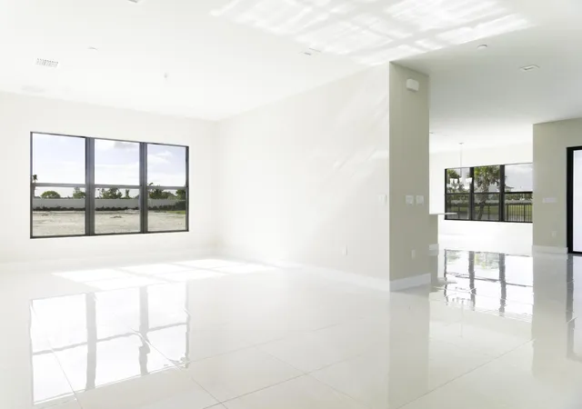 4th image of 9895 Migration Pt, Palm Beach Gardens, FL 33412 | MLS# R11098319