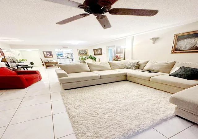 Homes for sale in Coral Springs, FL | 3475 Broken Woods Dr #101, Coral Springs, FL 33065 | MLS# F10507574