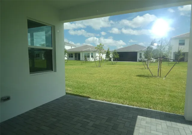 49th image of 13957 Prickley Cone Cvs, Loxahatchee, FL 33470 | MLS# F10511104