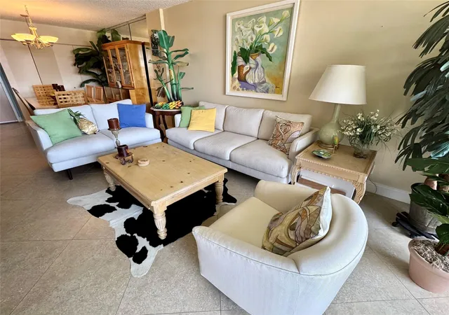 Homes for sale in Pompano Beach, FL | 740 S Federal Hwy #216, Pompano Beach, FL 33062 | MLS# F10511349