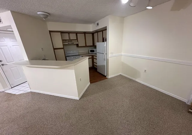 5th image of 1401 Vlg Blvd, West Palm Beach, FL 33409