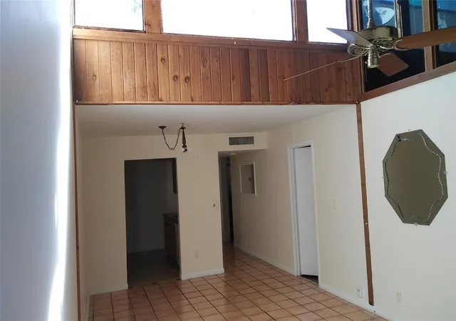 11th image of 4491 Crystal Lake Dr #203B, Deerfield Beach, FL 33064 | MLS# F10511646