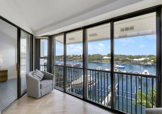 2nd image of 543 Bay Colony Dr N #Slip 8, Juno Beach, FL 33408 | MLS# R11102740