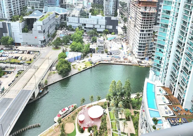 Condo for sale at 350 S Miami Ave #3214, Miami, FL 33130 | MLS# A11830844 | Listing updated on 2026-03-17