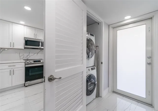 5th image of 361 S Hollybrook Dr #105, Pembroke Pines, FL 33025 | MLS# F10512735