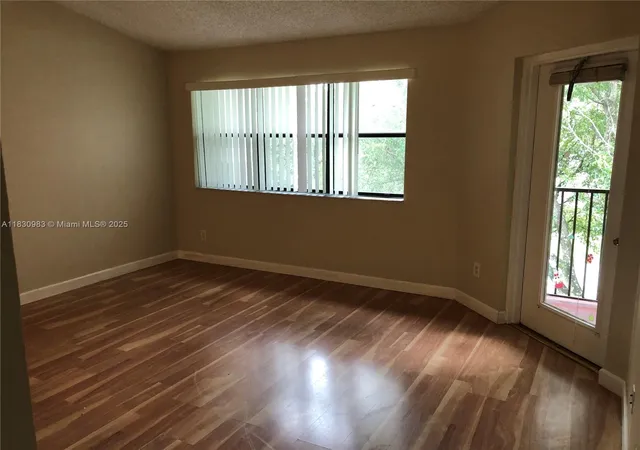 6th image of 620 S Park Rd #33-2, Hollywood, FL 33021 | MLS# A11830983
