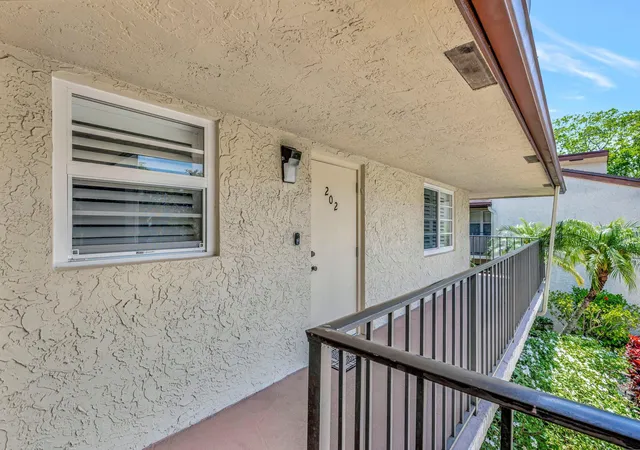 26th image of 8799 Holly Ct #202, Tamarac, FL 33321 | MLS# F10513235