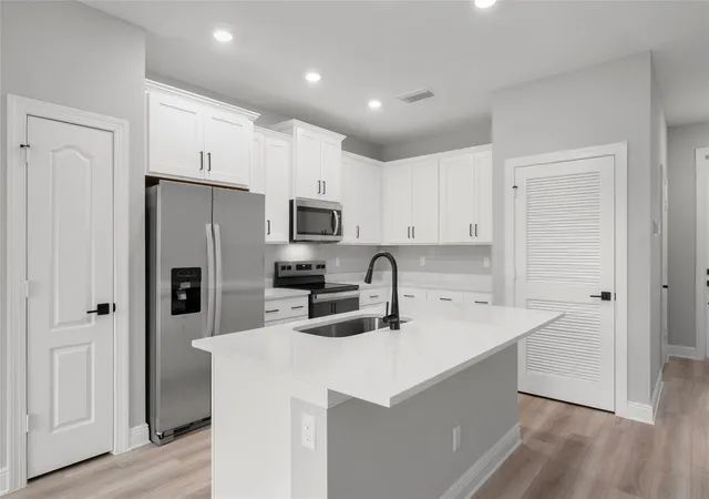 3rd image of 1806 Gaiety Wy, Fort Pierce, FL 34947 | MLS# F10513373