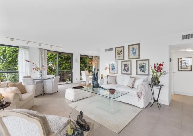 5th image of 859 Jeffery St, Boca Raton, FL 33487