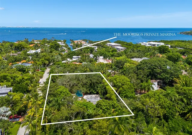 Homes for sale in Miami, FL | 3540 N Moorings Way, Miami, FL 33133 | MLS# A11828053
