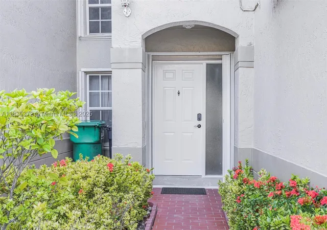 Photo 4 of Townhouse for sale at 11532 Sw 148Th Path, Miami, FL 33196 | MLS# A11835372 | Listing updated on 2026-10-05