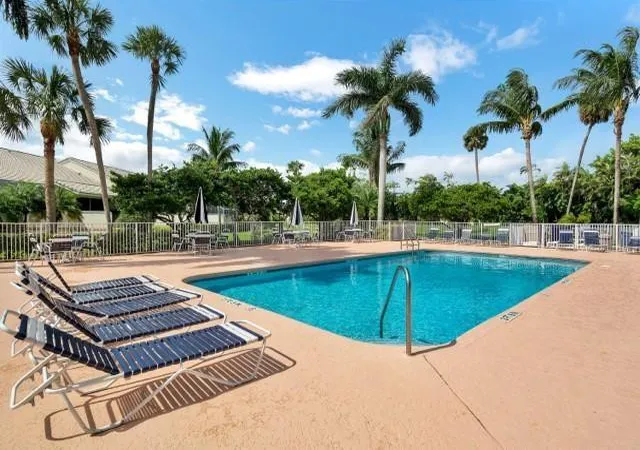 51st image of 676 W Palm Aire Dr, Pompano Beach, FL 33069 | MLS# F10515060