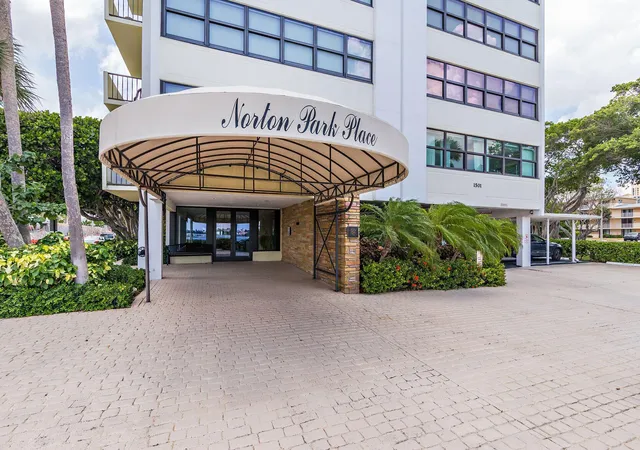 1st image of 1501 S Flagler Dr #3a, West Palm Beach, FL 33401 | MLS# R11107914