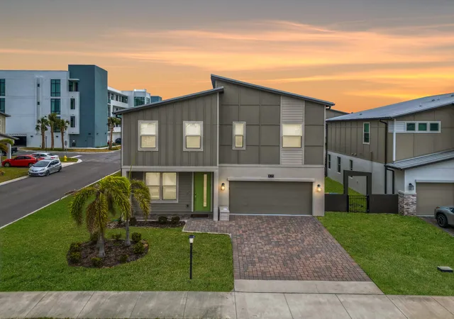 1st image of 475 Strand Dr, Melbourne Beach, FL 32951 | MLS# R11108169