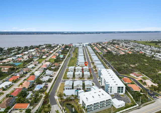 40th image of 475 Strand Dr, Melbourne Beach, FL 32951 | MLS# R11108169