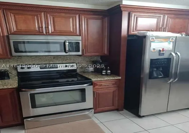 5th image of 1251 Sw 134Th Way #301A, Pembroke Pines, FL 33027 | MLS# A11843060