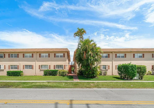 Homes for sale in Boca Raton, FL | 600 Sw 2Nd 2390 Ave #2390, Boca Raton, FL 33432 | MLS# R11108882