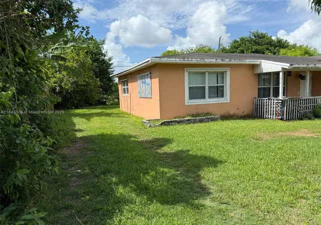 3rd image of 15240 Sw 296Th St, Homestead, FL 33033 | MLS# A11843308