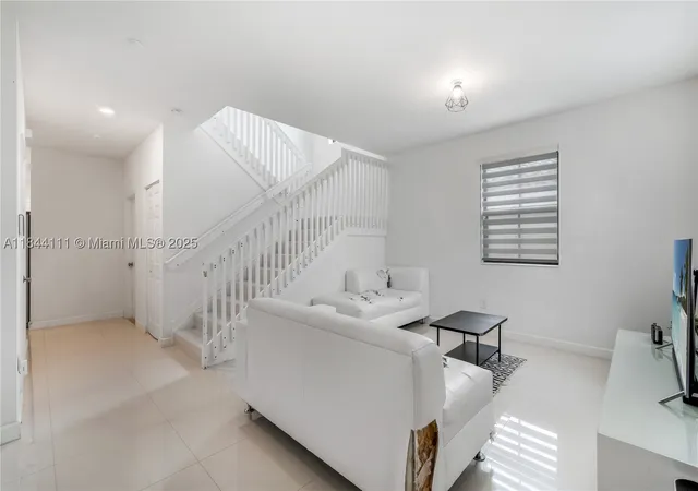 4th image of 12861 Sw 229 Th Terrace, Miami, FL 33170 | MLS# A11844111