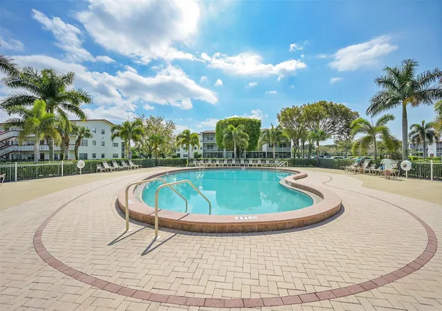 Homes for sale in Boca Raton, FL | 328 Brighton #H, Boca Raton, FL 33434 | MLS# R11109639