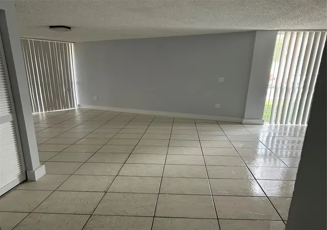 Homes for sale in Hialeah, FL | 7035 Nw 186Th St #D-111, Hialeah, FL 33015 | MLS# F10516810